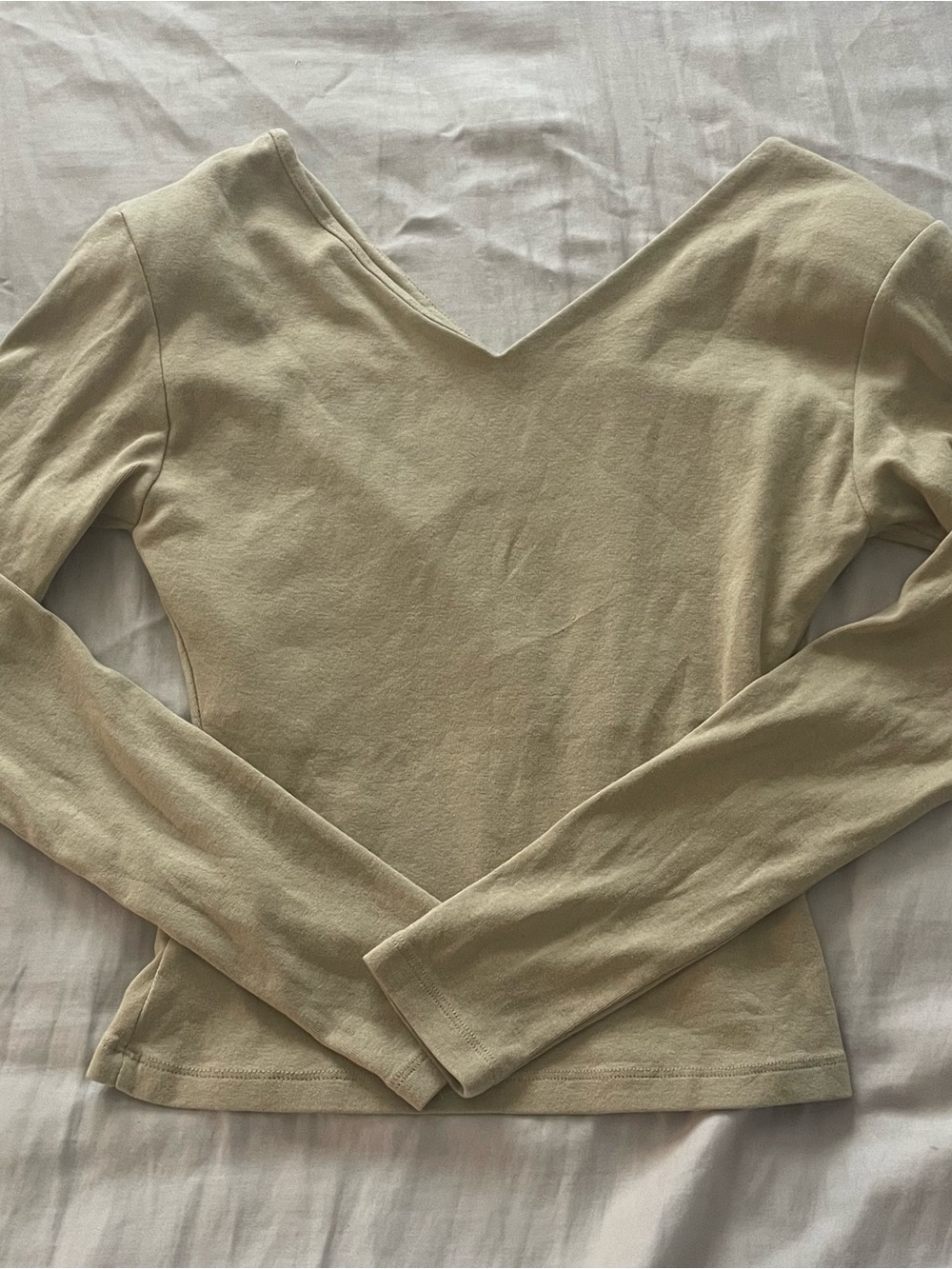 Women's Cream V-Neck Long Sleeve Top